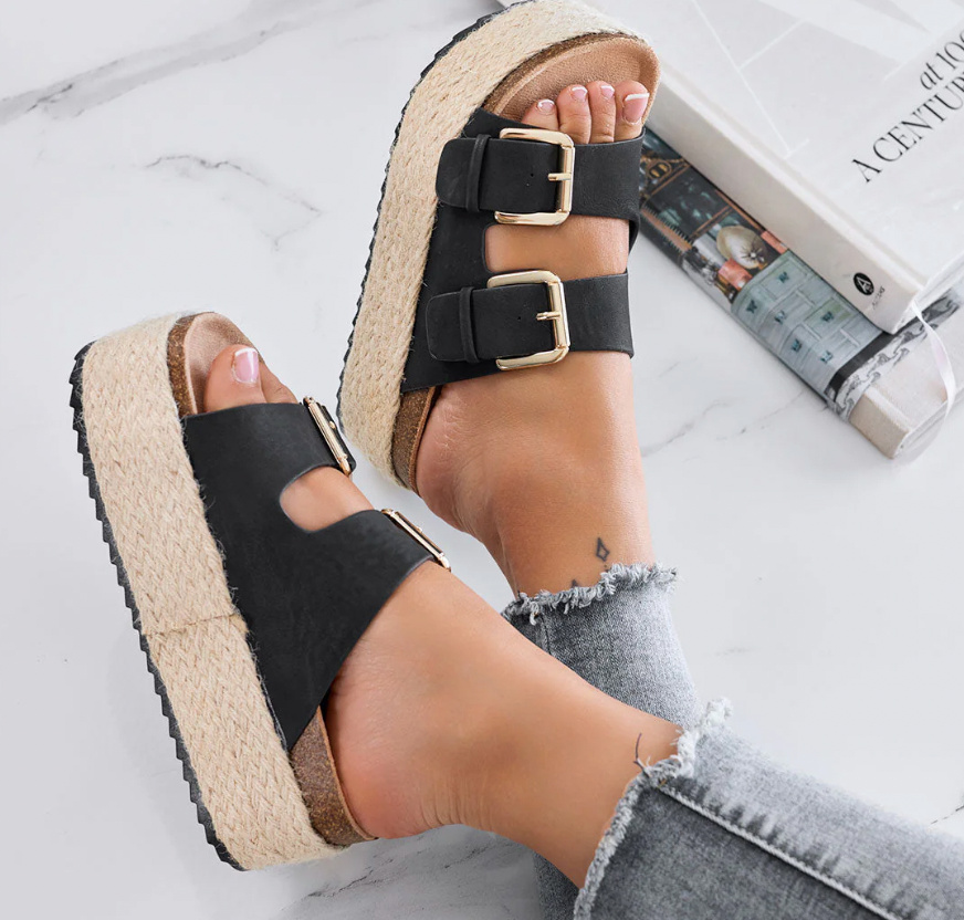 Sandalias con suelas ortopédicas