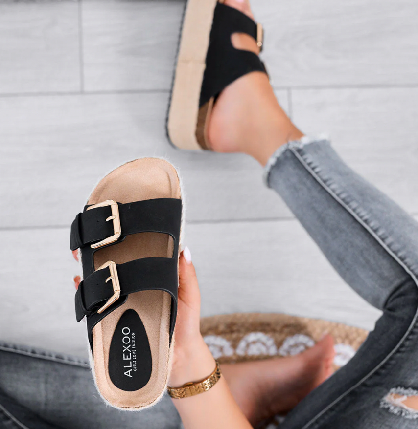 Sandalias con suelas ortopédicas